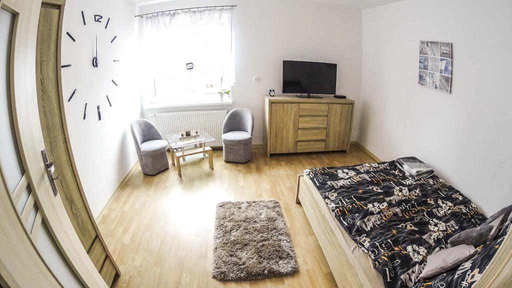 ドラフスコ・ポモルスキエApartament Przy Basztowejアパートメント エクステリア 写真