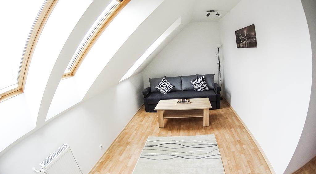 ドラフスコ・ポモルスキエApartament Przy Basztowejアパートメント エクステリア 写真