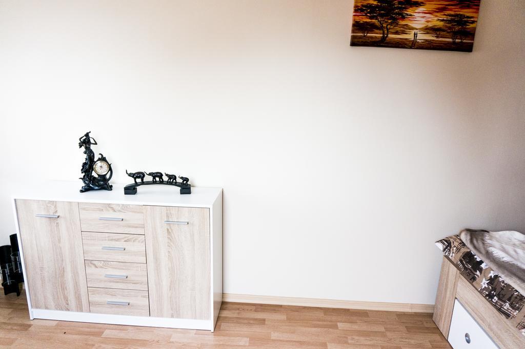 ドラフスコ・ポモルスキエApartament Przy Basztowejアパートメント エクステリア 写真