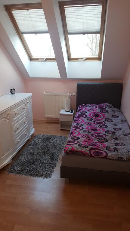 ドラフスコ・ポモルスキエApartament Przy Basztowejアパートメント エクステリア 写真